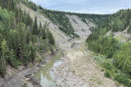 as-water-dries-up-in-northeast-bc.,-some-want-industry-paying-more-to-pump-the-precious-resource