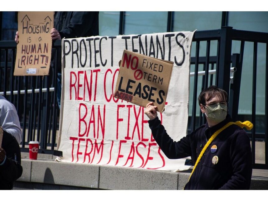 low-vacancy-rate-giving-landlords-the-upper-hand-over-renters,-new-housing-minister-says