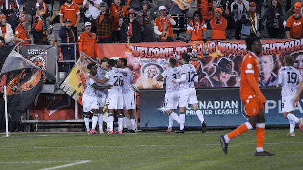 atletico-ottawa-to-host-calgary’s-cavalry-in-cpl-final