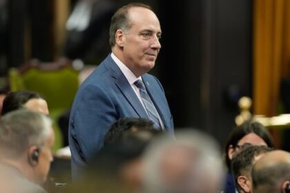 nova-scotia-mp-chris-d’entremont-resigns-from-conservative-caucus-to-join-the-liberals