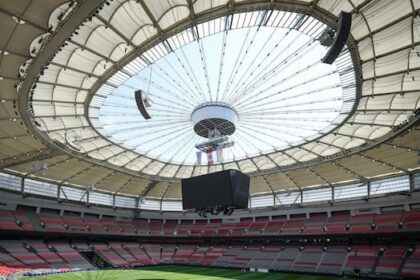 mls-boss-is-coming-to-vancouver-to-lobby-for-the-whitecaps