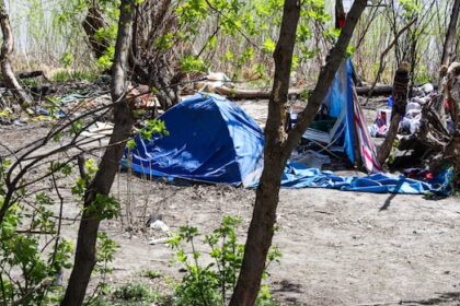 city-of-winnipeg-committee-backs-encampment-restrictions-as-advocates-call-for-managed-site