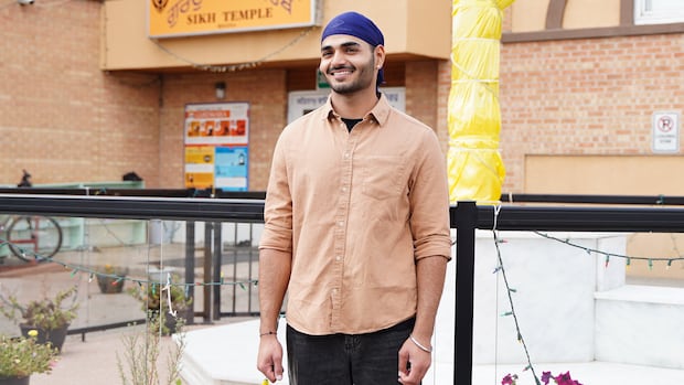 muslim-man-says-volunteering-at-reginas-sikh-temple-feels-like-home