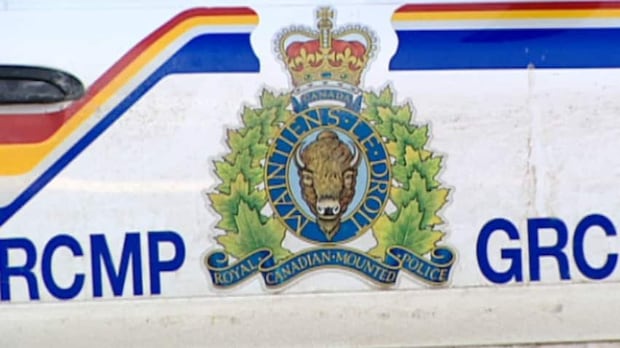 man-dead,-woman-seriously-injured-after-head-on-crash-on-highway-south-of-winnipeg
