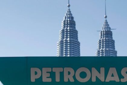 petronas-signs-long-term-deal-for-liquefaction-capacity-with-cedar-lng-in-bc.