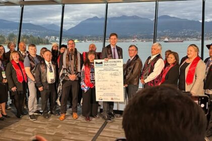 bc.-premier,-first-nations-call-on-feds-to-continue-oil-tanker-ban-along-northern-coast