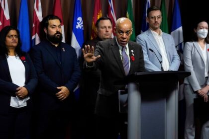 job-cuts-in-budget-would-hit-hard,-say-federal-public-service-unions