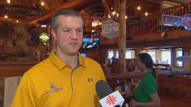 american-businesses-feel-pinch-as-canadian-travel-dries-up