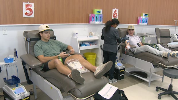 ‘its-part-of-our-culture’:-humboldt-broncos-keep-annual-blood-donation-tradition-alive
