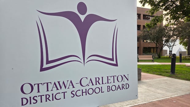 parents,-advocacy-groups-appalled-by-‘hateful’-graffiti-found-at-ottawa-high-school