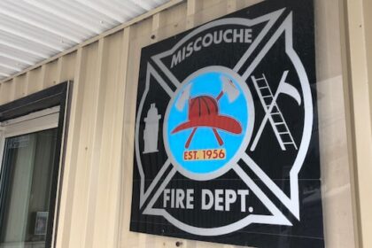 abandoned-building-in-miscouche-destroyed-by-fire