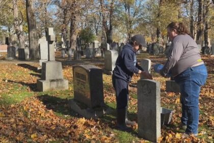 nova-scotians-volunteer-to-maintain-graves-of-world-war-vets
