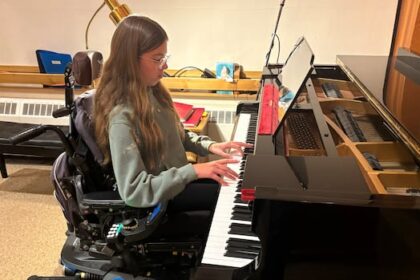 saskatoon-family-confused-after-westjet-cancels-tickets-due-to-wheelchair’s-weight