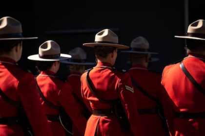 ‘a-career…-that-never-really-leaves-you’:-how-the-rcmp-veterans’-association-supports-retired-officers