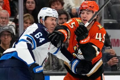 california-tailspin-continues-for-jets-who-drop-3rd-straight-on-western-road-swing