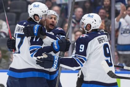 jets-halt-3-game-slide-with-road-5-3-win-over-canucks-in-vancouver