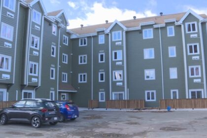money-for-upgrades-at-moncton-seniors-building-arrives-just-in-time,-manager-says