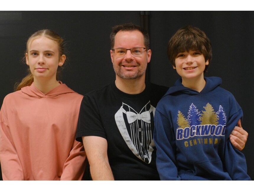 how-the-grinch-saved-christmas-coming-to-centrestage-theatre