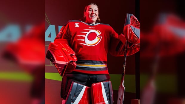 goalie-logan-angers-expects-‘surreal-moment’-when-pwhl-plays-in-her-hometown,-winnipeg