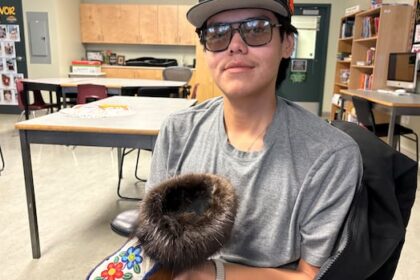 yellowknife-teen-follows-grandmother’s-crafting-footsteps-finishing-moccasins-with-her-beaded-uppers