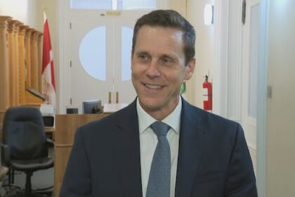 premier-says-he’s-putting-pei.’s-undersea-power-cable-replacement-‘on-national-radar’