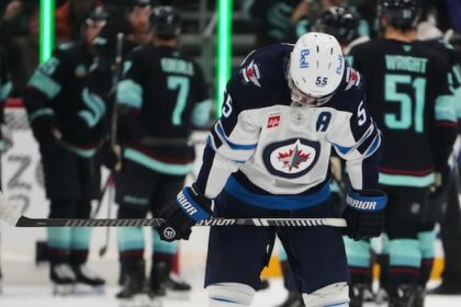 road-woes-continue-for-winnipeg-jets,-who-lose-5-3-to-seattle-kraken