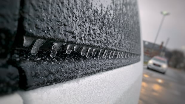 freezing-rain-warning-issued-for-ottawa-area,-western-quebec