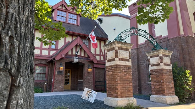 granite-curling-club-holds-the-hammer-in-dispute-over-new-apartment-complex-parking