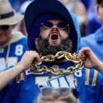 alouettes-hope-bombers-fans-will-wear-blue-and-cheer-team-on-during-grey-cup-in-winnipeg