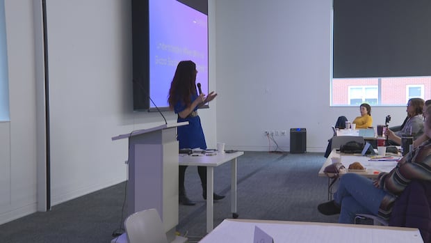 ‘lead-with-love’-when-responding-to-2slgbtq+-hate,-pei.-gathering-told