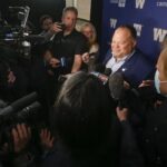 blue-bombers-president/ceo-wade-miller-receives-commissioners-award