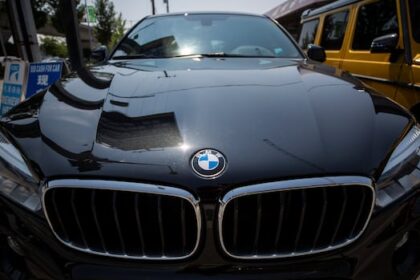 fast-cars-and-easy-money:-insurance-agents-penalized-for-role-in-luxury-car-‘grey-market’