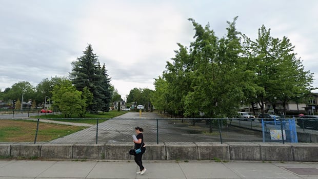 after-controversial-land-deal,-vancouver-school’s-basketball-courts-are-set-to-become-rental-housing