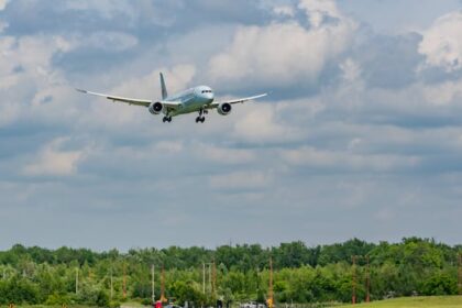 ottawa-airport-appeals-city-approval-of-homes-under-flight-path