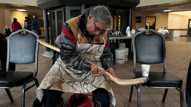 chisasibi-elders-keep-cree-traditions-alive-through-weekly-gatherings