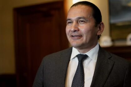 manitoba-throne-speech-promises-overpass-at-site-of-deadly-bus-crash,-supervised-consumption-site-by-january