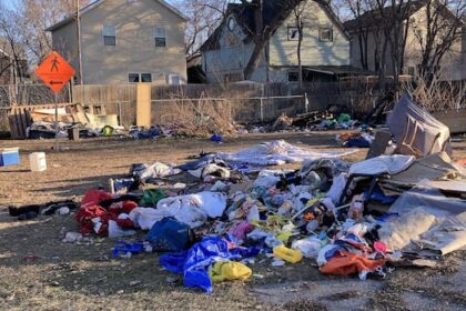 winnipeg-crews-cleared-2-encampments-on-1st-day-of-new-restrictions