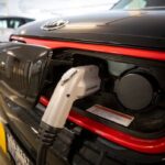 bc.-redrawing-ev-sales-mandate,-scraps-goal-of-100%-by-2035,-leaves-rebates-to-feds