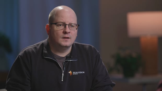 online-scams-on-the-rise-as-holidays-approach,-security-experts-warn