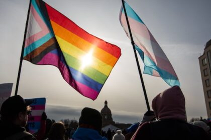 danielle-smith’s-notwithstanding-clause-triple-play-on-trans-youth-rights