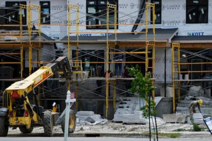 ottawa-expects-to-lose-out-on-provincial-housing-money-for-2nd-straight-year