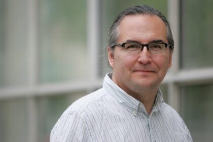 governor-general’s-award-winning-playwright-ian-ross,-57,-‘left-a-lot-of-love-behind’:-artistic-director