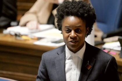 manitoba-‘stands-with-trans-communities,’-health-minister-says-as-alta.-shields-bills-on-trans-youth,-pronouns