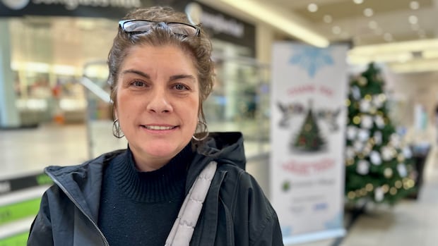 buy-canadian-could-take-a-backseat-to-cost-and-convenience-this-christmas