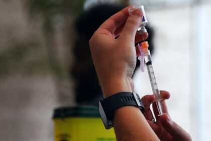 fredericton-pharmacist-encourages-flu-shot,-even-if-vaccine-may-be-mismatch-for-evolving-strain