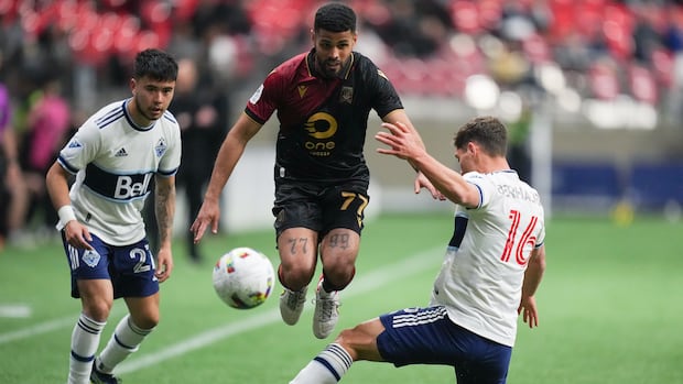 fans-heartbroken,-angry-as-winnipeg’s-valour-fc-announces-suspension-of-operations