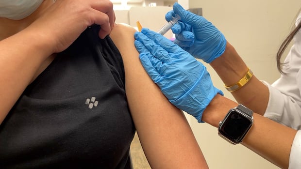 health-officials-urge-islanders-to-get-flu-shots,-despite-uncertainty-around-developing-strain