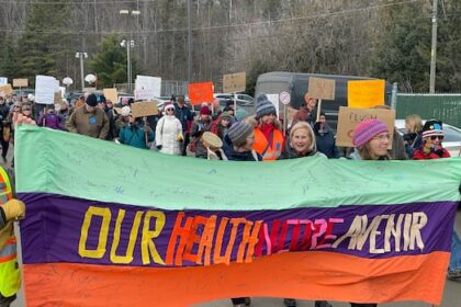 anger-still-simmering-in-western-quebec-over-doctor-pay-law