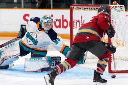 ‘proved-we-belong’:-young-sirens-start-off-pwhl-season-with-big-win-over-charge