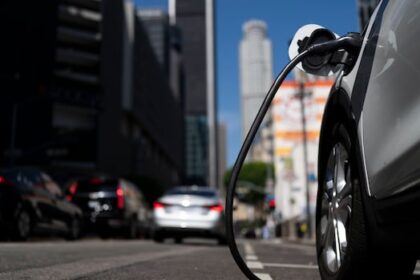 plug-in-polluter?-why-canada-may-need-to-rethink-‘transition’-ev